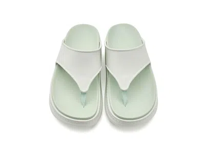 Dansko Devyn Thong In White