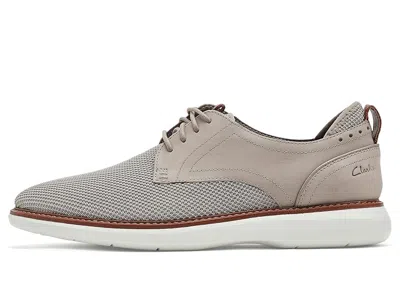 Clarks Brantin Plain In Gray