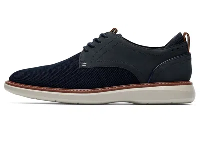 Clarks Brantin Plain In Blue
