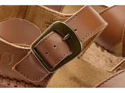 Born Kaiya In Brown