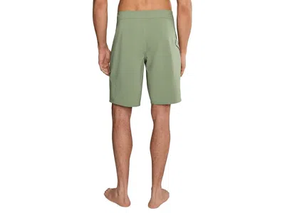 Volcom Lido Solid Mod 20 In Green