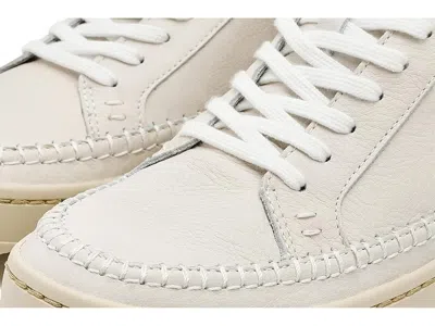 Align Voyage Sneaker In White