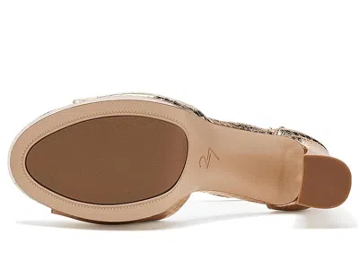 Naturalizer Delphie In Gold