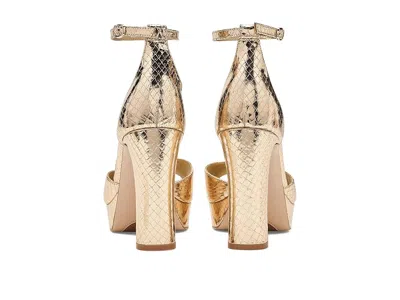 Naturalizer Delphie In Gold