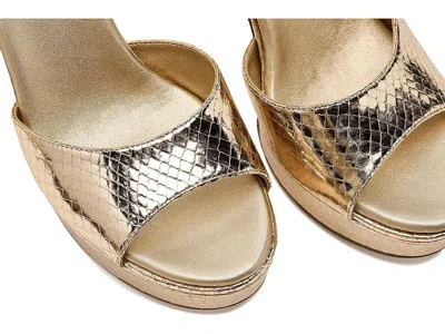 Naturalizer Delphie In Gold