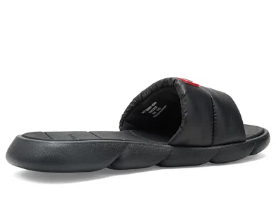 Hunter Coast In Black