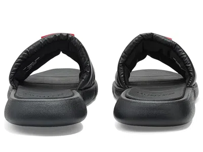 Hunter Coast In Black