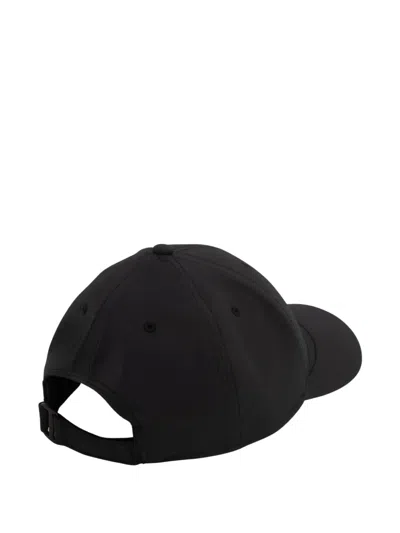 Murphy & Nye Side Cap In Black