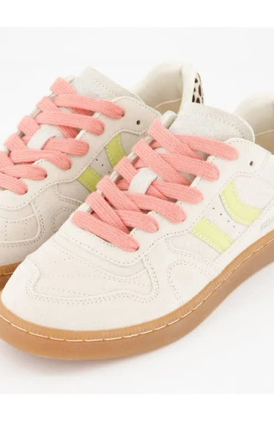 Coolway Goal Sneaker In White