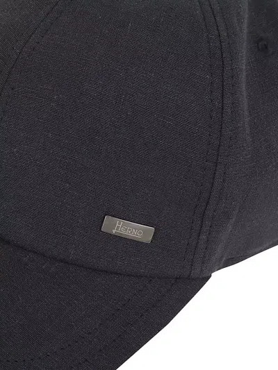 Herno Curved Brim Baseball Hat Structured Shape In Gray