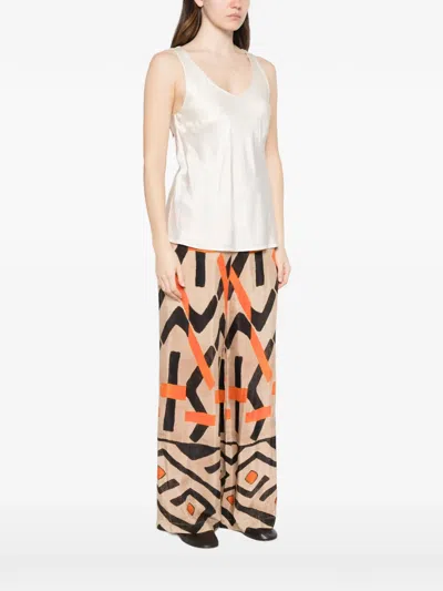 Dixie V-neck Top In Neutral