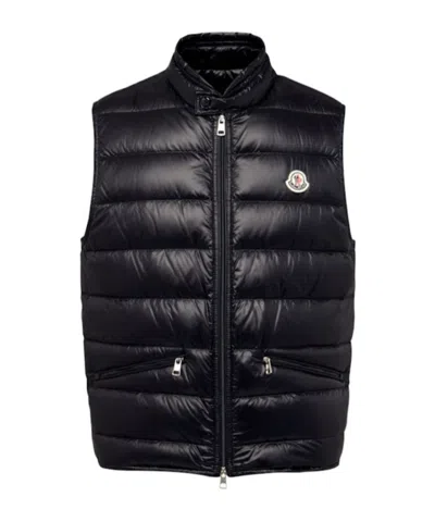 Moncler High Collar Puffer Quilted Sleeveless Jacket In Black