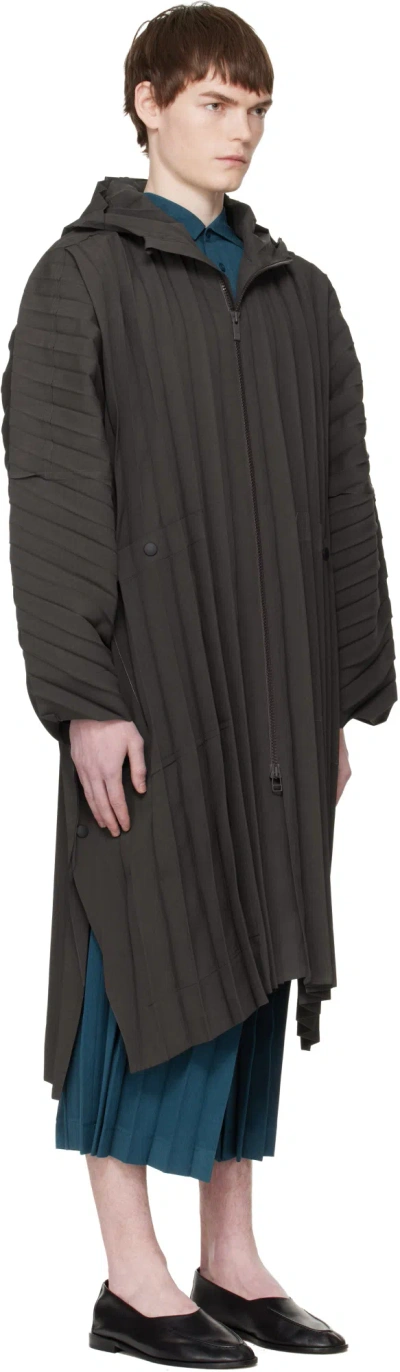 Issey Miyake Edge Coat Light In Brown