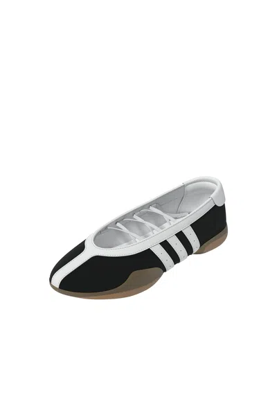 Adidas Originals Sneakers With Contrast Stripes And Rubber Sole In Multi