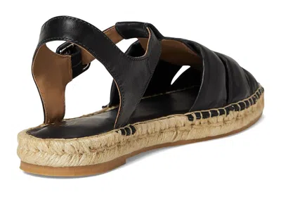 Bernardo Monri In Black