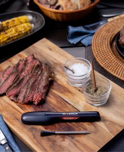 Maverick Stake Extended Range Wireless Bluetooth Thermometer In Black