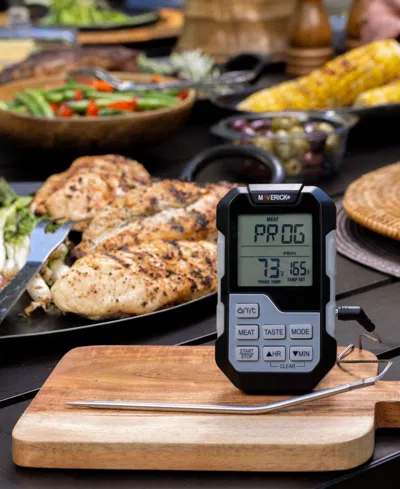 Maverick Single Probe Barbeque Thermometer And Timer In Black