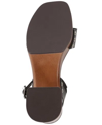 Mia Electrah Platform Sandal In Black