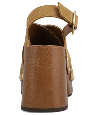 Mia Eudora Platform Sandal In Brown
