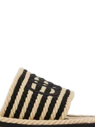 Chloé Sandals 19a With Shaped Straps In White Leather For Women In Black