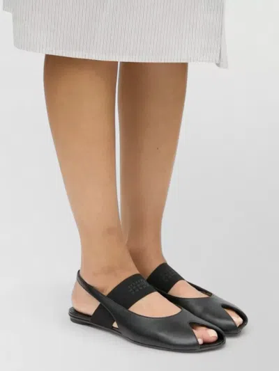 Mm6 Maison Margiela Anatomical Split-toe Leather Slingback Sandals In Black