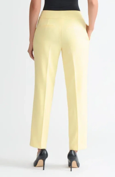 Kasper Flat Front Slim Pants In Yellow