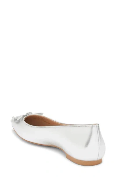 Stuart Weitzman Gabby Bow Flat In Silver