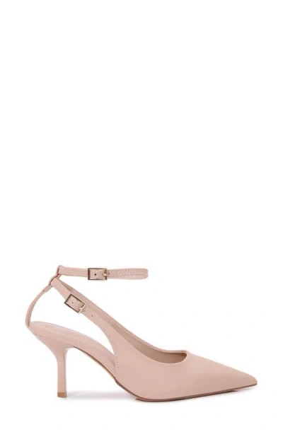 Berness Cherish Pointed Toe Pump In Neutral