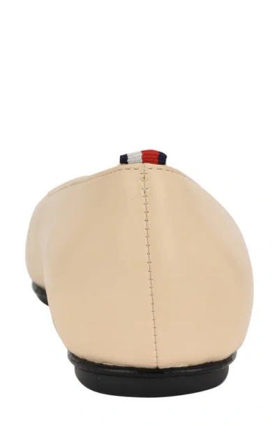 Tommy Hilfiger Logo Hardware Ballet Flat In Neutral