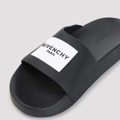 Givenchy Black Sandals With Wide Band And Contrasting Logo Patch In Rubber Man