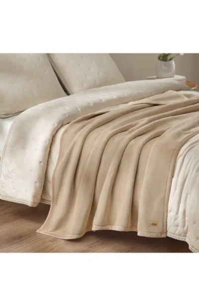 Ugg (r) Coco Throw Blanket In Brown