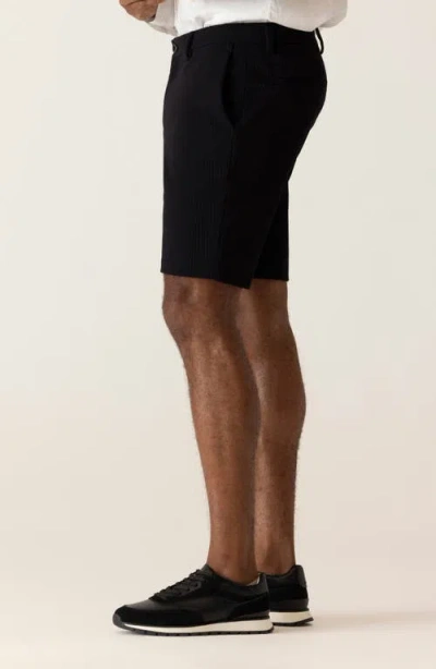 Deke Oasis Hyperloop Honeycomb Bermuda Shorts In Black