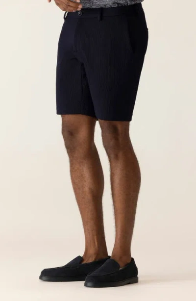 Deke Oasis Hyperloop Honeycomb Bermuda Shorts In Black