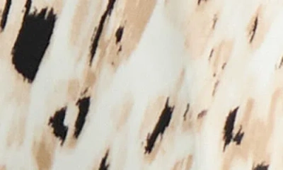 Kasper The Lily Printed Pants In Multi
