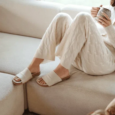 Message Cozy Shaw Slide In Brown