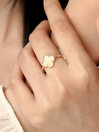 Devata Clover Ring In Gold