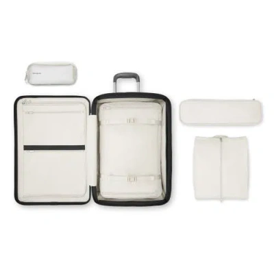 Samsonite Silhouette 18 Hardside Medium Spinner Suitcase In Black