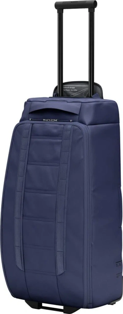 D_b_ Hugger Roller Bag Check In Blue