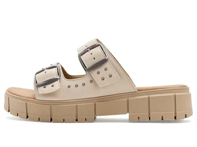 Eric Michael Stud In Sand