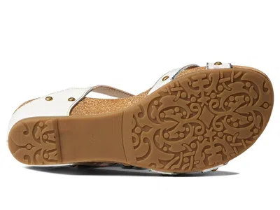 L'artiste By Spring Step Delight In Multi
