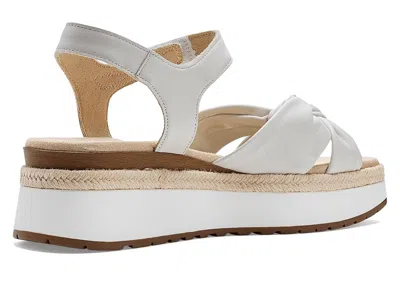 Vaneli Ekon In Multi