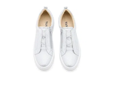 Vaneli Ylana In Multi