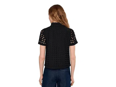 Cece Eyelet Short Sleeve Collared Button Down Top In Black