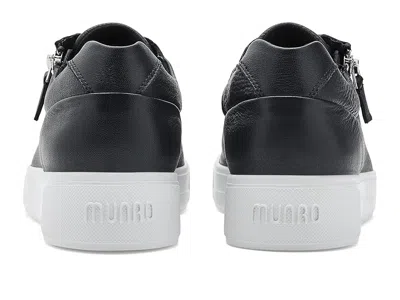 Munro Tilly In Black
