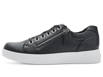 Munro Tilly In Black