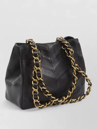 Valentino Garavani  Garavani Laseine Shopping Bag In Nappa Leather With A Chevron Pattern W In Black