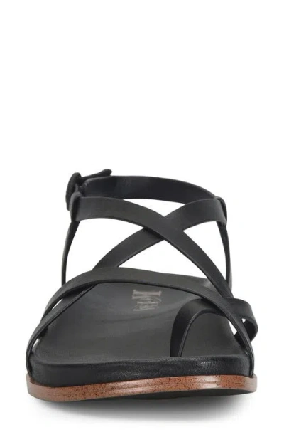 Korks Arica Toe Loop Sandal In Black
