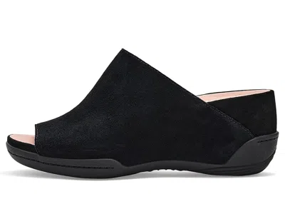 Jambu Nelly In Black