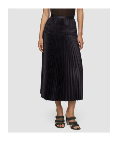 Joseph Hayes Pleated Woven Skirt In Black