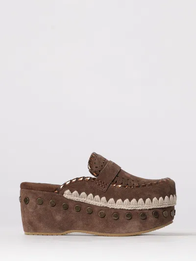 Mou Plain Suede Clogs With Studs In Brown